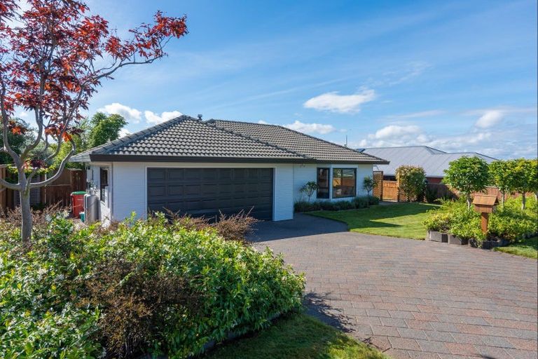 Photo of property in 24 The Grove, Nukuhau, Taupo, 3330