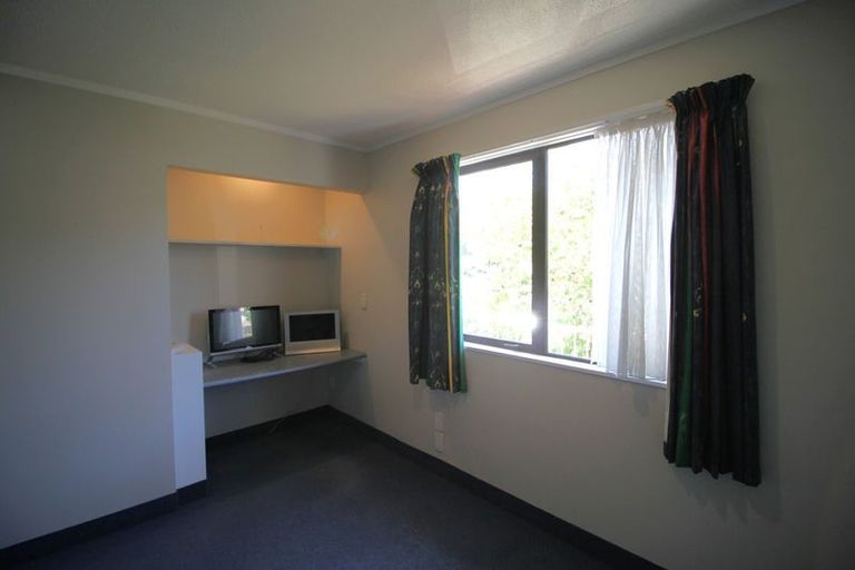 Photo of property in 31 Coates Street, Tawa, Wellington, 5028