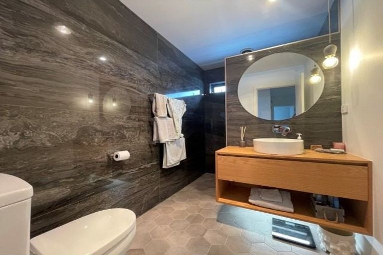 Photo of property in 2 Pakanga Grove, Pyes Pa, Tauranga, 3112