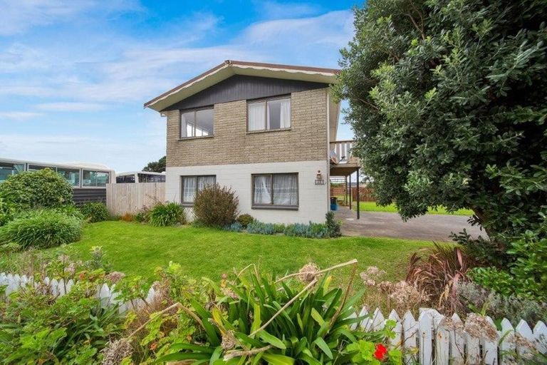 Photo of property in 22 Dorset Street, Opunake, 4616