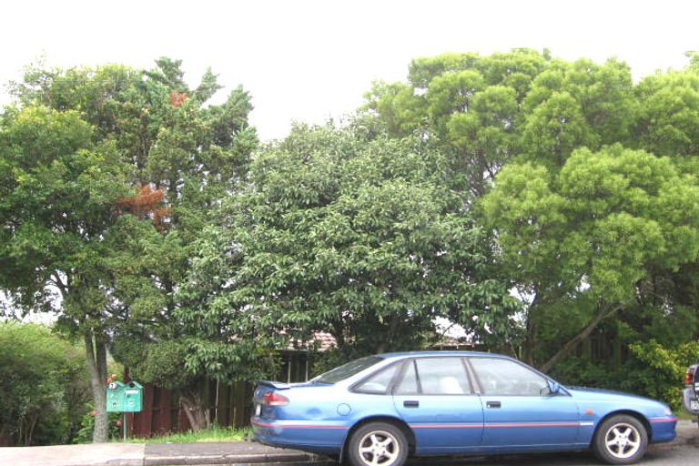 Photo of property in 2/50 Shetland Street, Glen Eden, Auckland, 0602