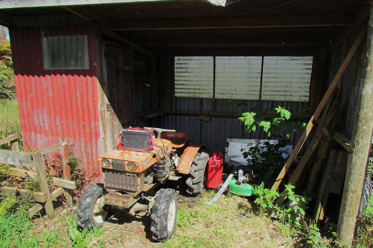 Photo of property in 1712 State Highway 7, Arnold Valley, Dobson, 7872