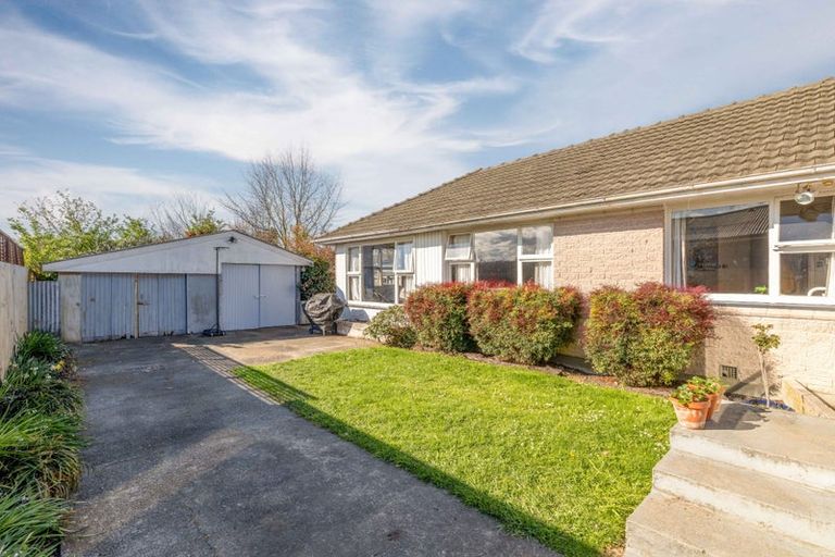 Photo of property in 21 Norrie Street, Redwood, Christchurch, 8051