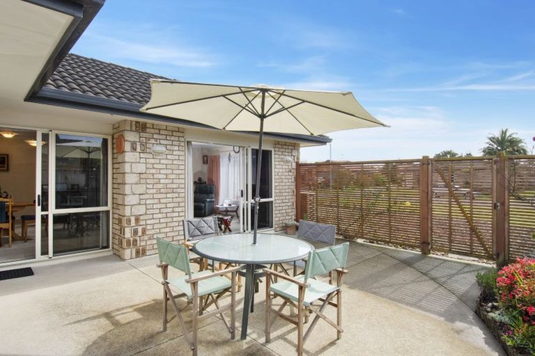 Photo of property in 12 Primrose Place, Papamoa Beach, Papamoa, 3118