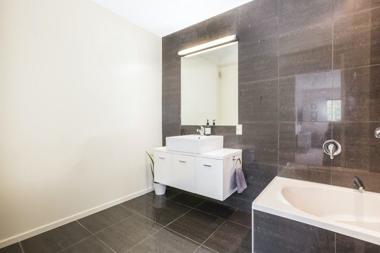 Photo of property in 22 Ships Cove, Whitby, Porirua, 5024