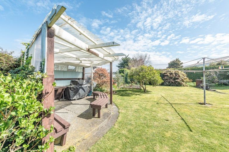 Photo of property in 6 Tirimoana Place, Otamatea, Whanganui, 4501