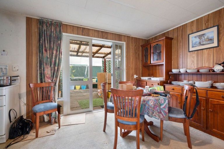 Photo of property in 31 Kowhai Street, Tokomaru, Palmerston North, 4474