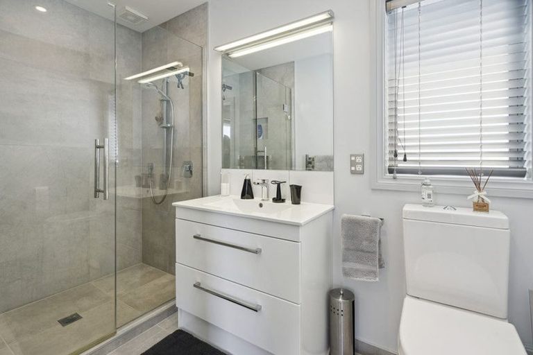 Photo of property in 71 Endeavour Drive, Whitby, Porirua, 5024