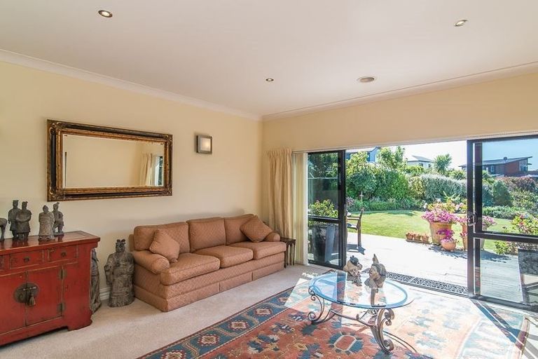 Photo of property in 93 Regent Drive, Paraparaumu Beach, Paraparaumu, 5032