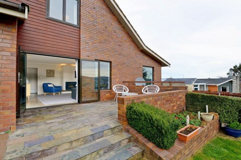 Photo of property in 110 Larnach Road, Vauxhall, Dunedin, 9013