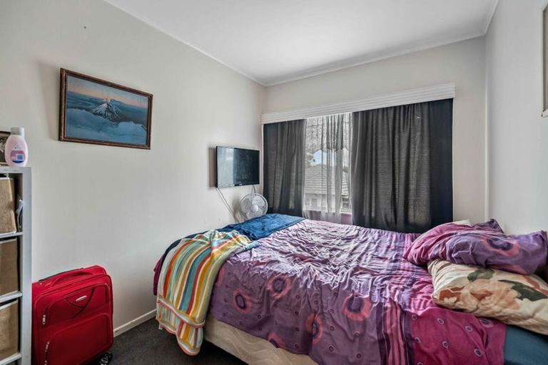 Photo of property in 3/3 Opaheke Road, Papakura, 2110