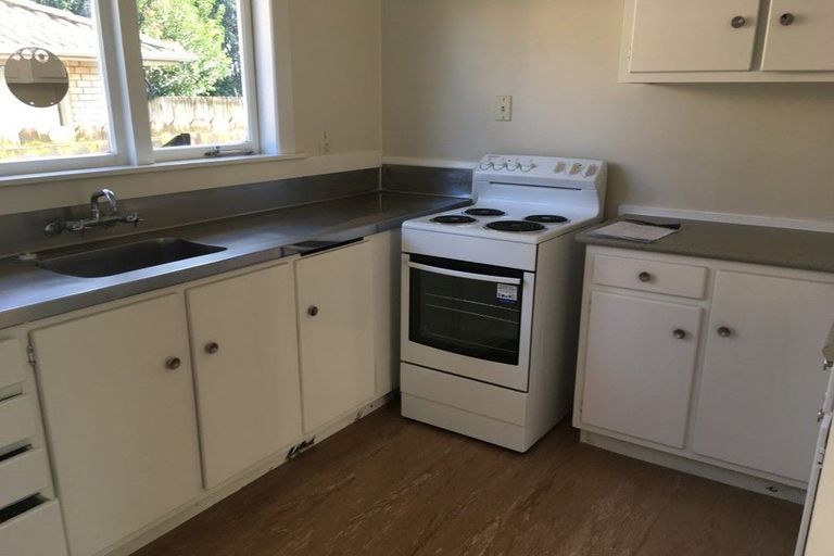 Photo of property in 26 Rathgar Road, Henderson, Auckland, 0610