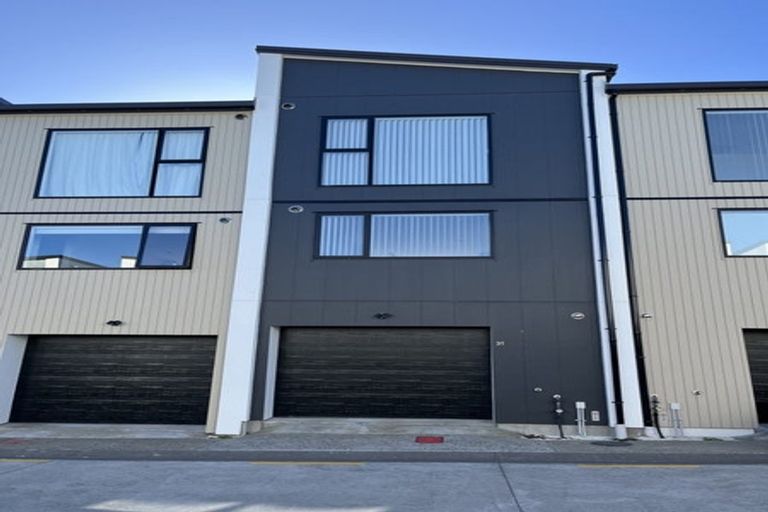 Photo of property in 31 Hinonga Loop, Silverdale, 0932