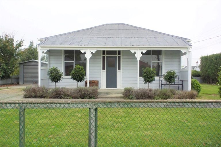 Photo of property in 12 Ewen Road, Temuka, 7920