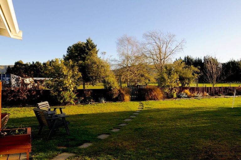 Photo of property in 64 Waihao Back Road, Waimate, 7979