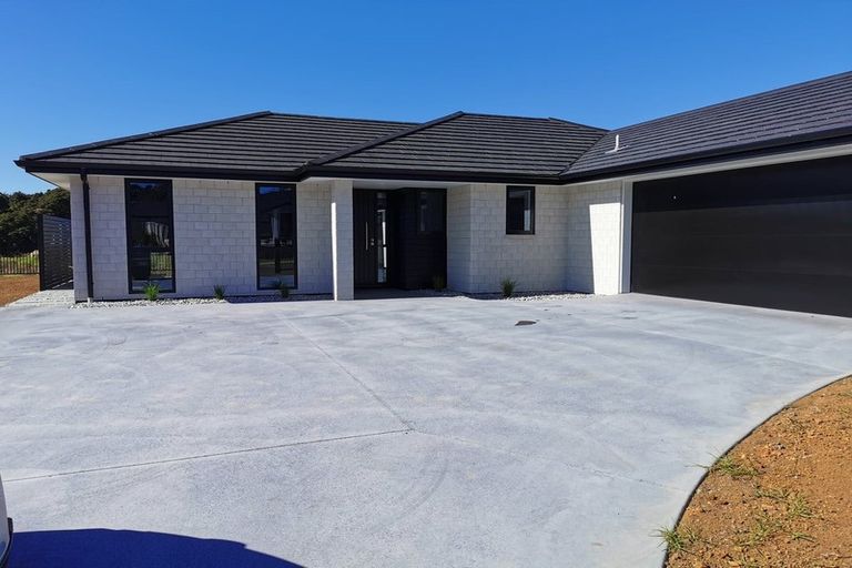 Photo of property in 4 Wellingrove Place, Te Kamo, Whangarei, 0112
