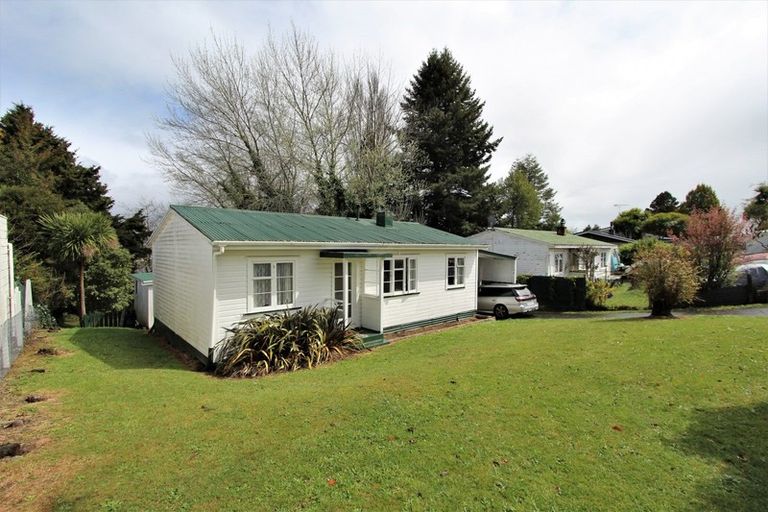 Photo of property in 22 Esk Crescent, Tokoroa, 3420