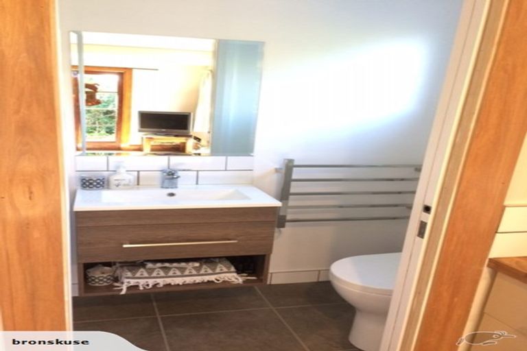 Photo of property in 113 Hackthorne Road, Cashmere, Christchurch, 8022