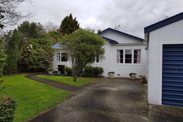 Photo of property in 120 Jickell Street, Hokowhitu, Palmerston North, 4410