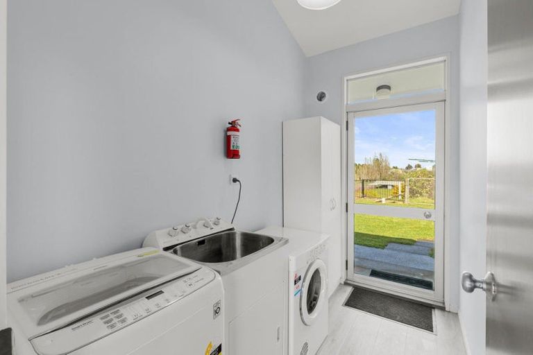 Photo of property in 22 Pickwick Road, Otamatea, Wanganui, 4571