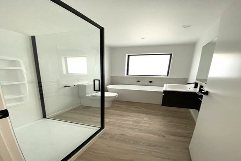 Photo of property in 201 Adler Drive, Ohauiti, Tauranga, 3112