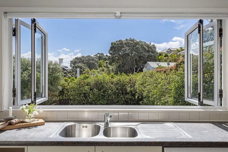 Photo of property in 9 Huia Street, Devonport, Auckland, 0624