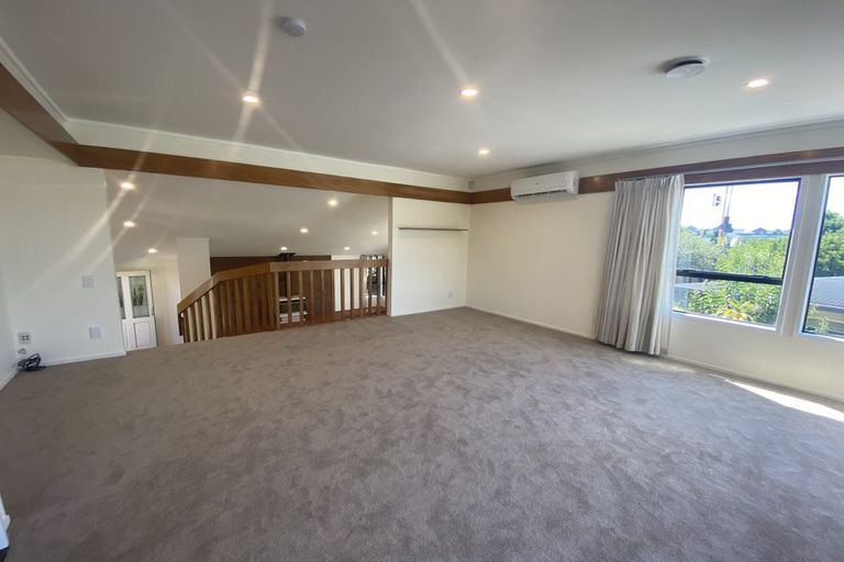 Photo of property in 237 Te Atatu Road, Te Atatu South, Auckland, 0610