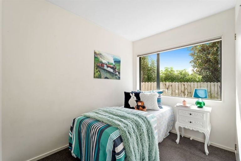Photo of property in 21 Elan Place, Stanmore Bay, Whangaparaoa, 0932
