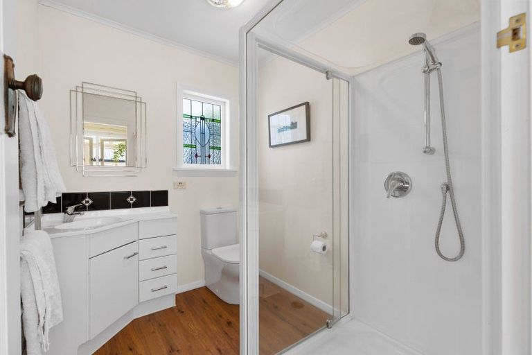 Photo of property in 10 Argyle Avenue, Takaro, Palmerston North, 4410