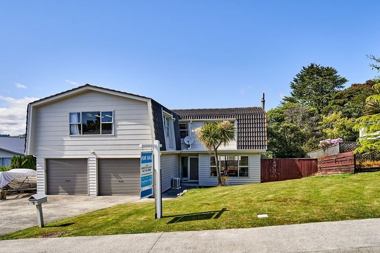 Photo of property in 9 Cannon Lane, Whitby, Porirua, 5024