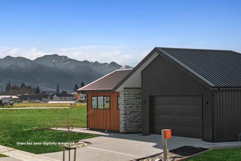 Photo of property in 31 Packer Road, Wanaka, 9382