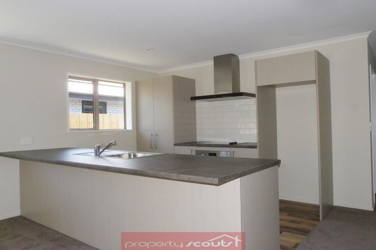 Photo of property in 10 Saddlers Lane, Yaldhurst, Christchurch, 8042