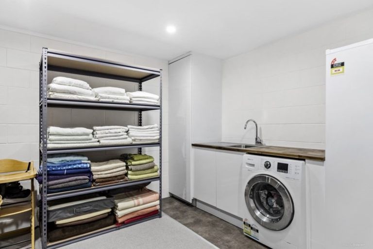 Photo of property in 96 Lyall Parade, Lyall Bay, Wellington, 6022