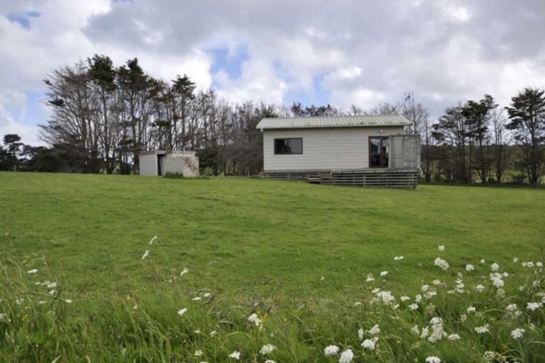 Photo of property in 6487 Pouto Road, Pouto, Te Kopuru, 0391