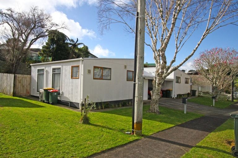 Photo of property in 1/4 Kenmore Street, Westown, New Plymouth, 4310