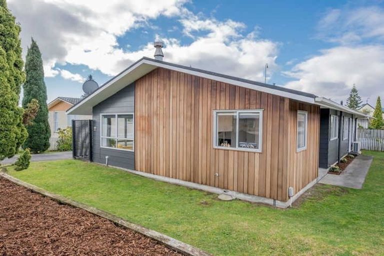 Photo of property in 50a Kapiti Road, Paraparaumu, 5032