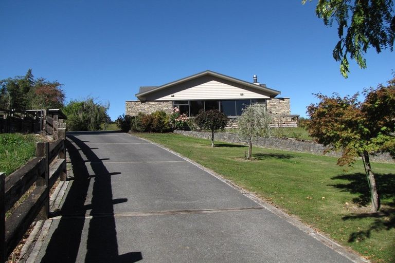 Photo of property in 454 Spooners Hill Road, Taihape, 4795