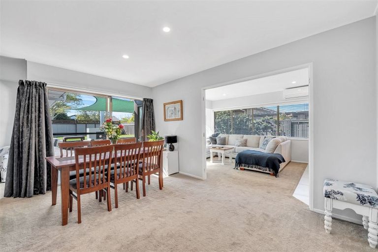 Photo of property in 9 Serrita Avenue, Sunnyhills, Auckland, 2010