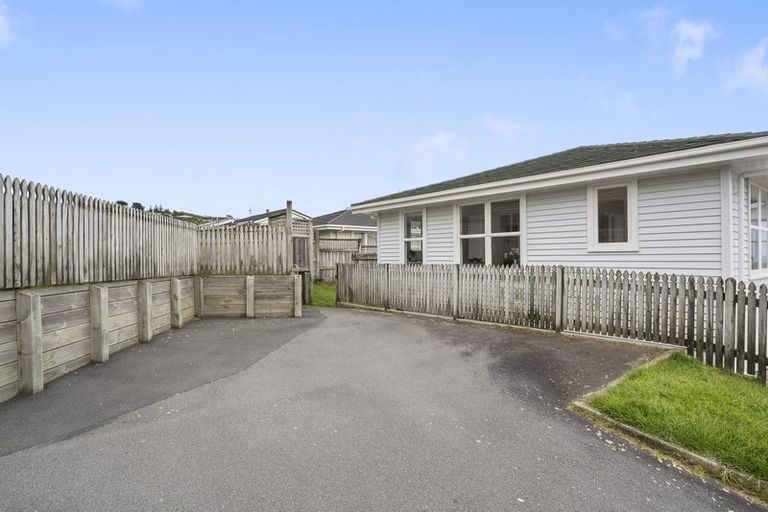Photo of property in 30 Matatiro Street, Titahi Bay, Porirua, 5022
