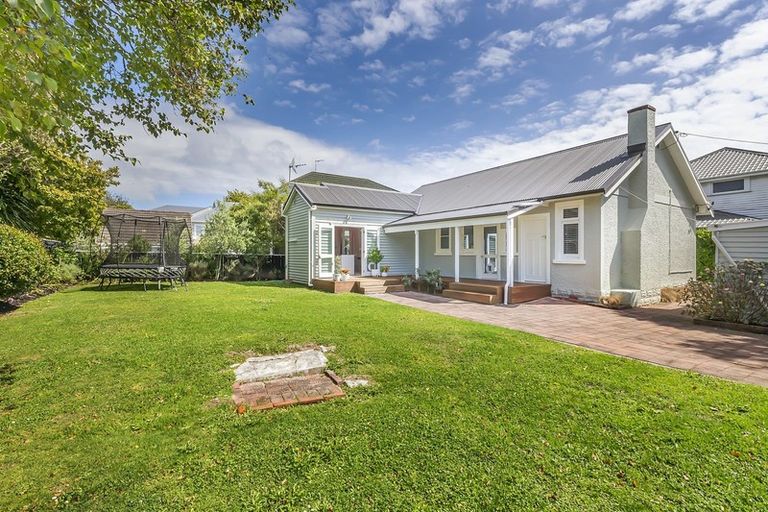 Photo of property in 7 Marsden Avenue, Karori, Wellington, 6012