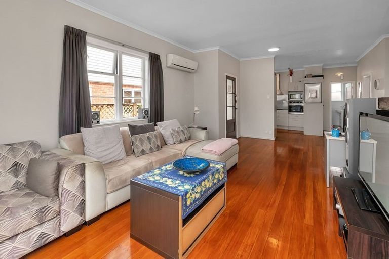 Photo of property in 15 Churchill Street, Kensington, Whangarei, 0112