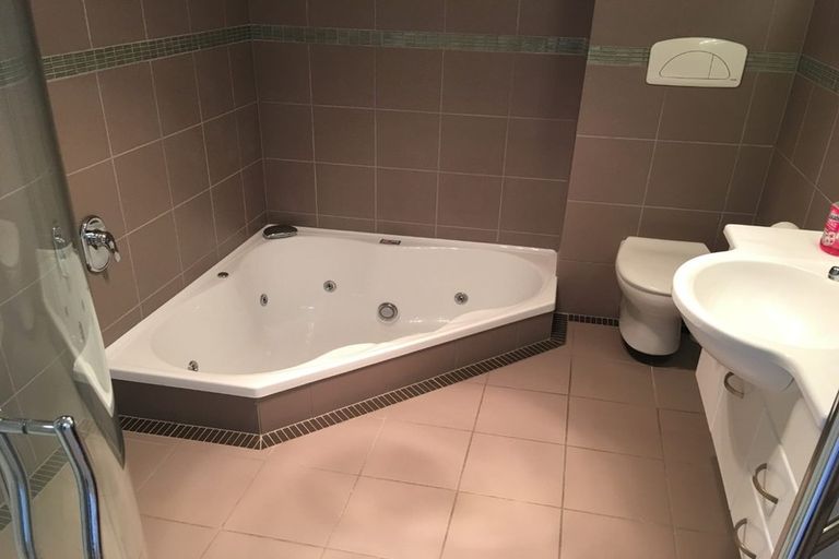 Photo of property in 29 Marion Street, Macandrew Bay, Dunedin, 9014