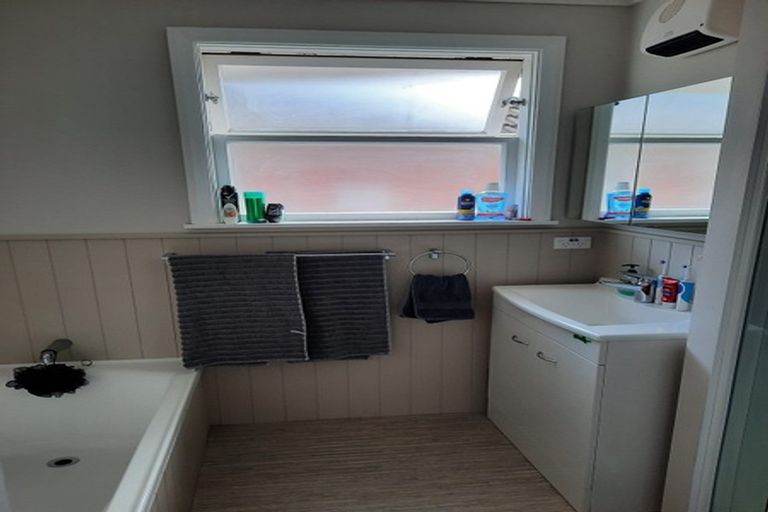 Photo of property in 55 Mcparland Street, Elderslea, Upper Hutt, 5018