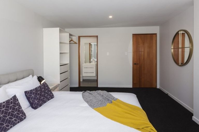 Photo of property in 138 Papanui Road, Merivale, Christchurch, 8014