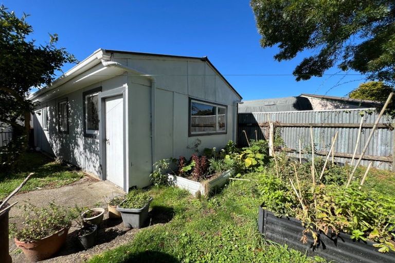 Photo of property in 149 Limbrick Street, Terrace End, Palmerston North, 4410