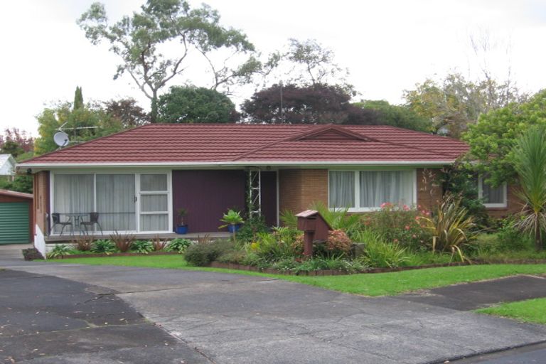 Photo of property in 4 Pennycook Place, Sunnyhills, Auckland, 2010