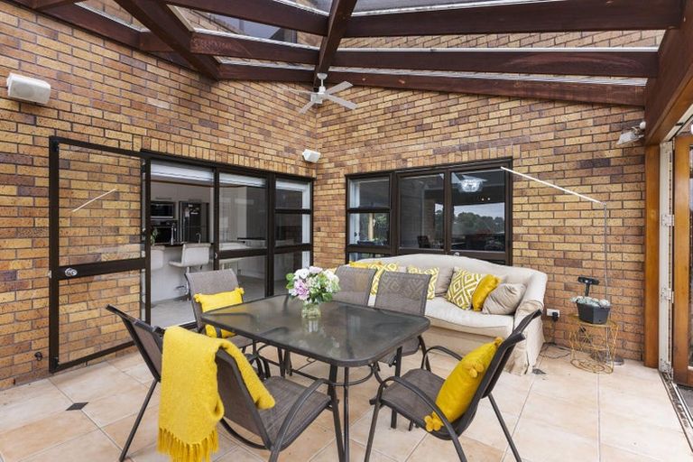 Photo of property in 15 Freelance Terrace, Pahurehure, Papakura, 2113