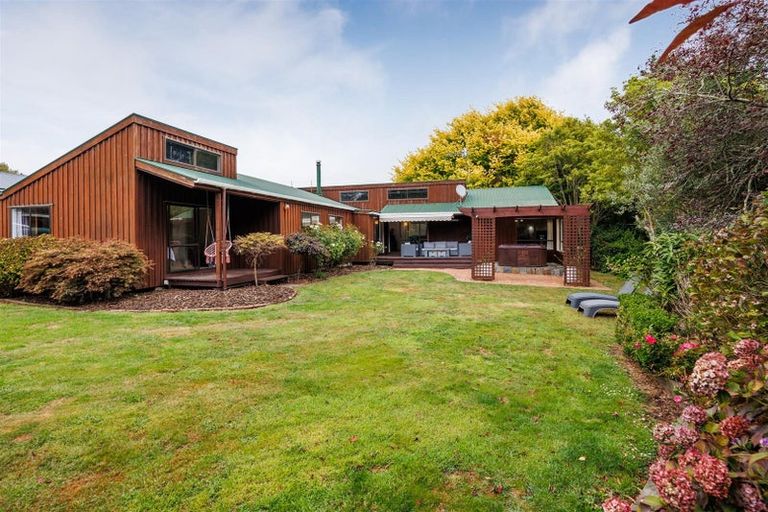 Photo of property in 40 Milne Street, Marton, 4710