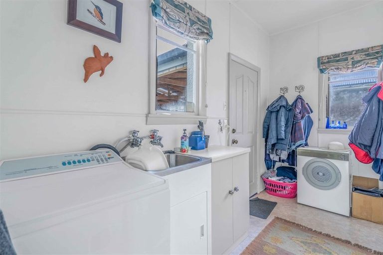 Photo of property in 19 Herriot Street, Richmond, Invercargill, 9810