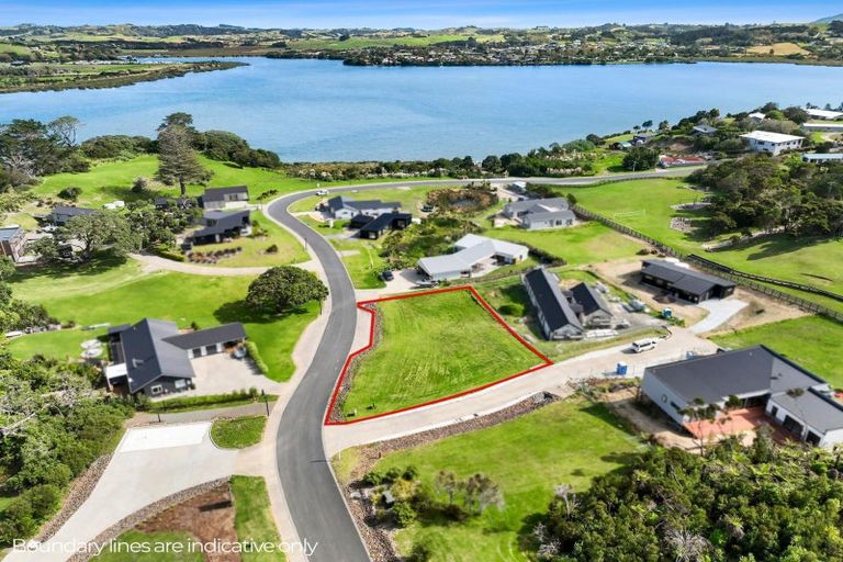 Photo of property in 1 Garden Way, Mangawhai Heads, Mangawhai, 0505